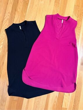 Set of two Sleeveless Notch-Neck tunic in Black and Fuchsia